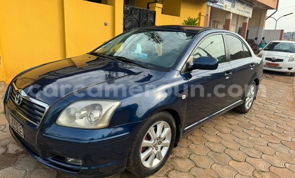 Sayi Na hannu Toyota Avensis Blue Mota in Yaounde a Babban Kamaru Sayi Na hannu Toyota Avensis Blue Mota in Yaounde a Babban Kamaru