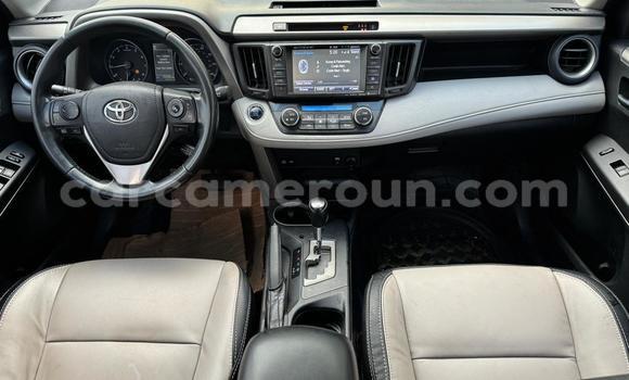 Sayi Na hannu Toyota RAV4 M Mota in Yaounde a Babban Kamaru Sayi Na hannu Toyota RAV4 M Mota in Yaounde a Babban Kamaru