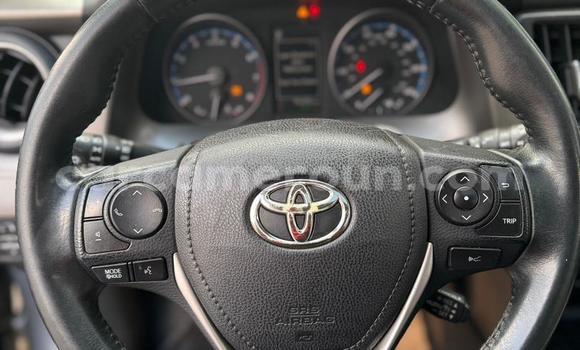 Sayi Na hannu Toyota RAV4 M Mota in Yaounde a Babban Kamaru Sayi Na hannu Toyota RAV4 M Mota in Yaounde a Babban Kamaru