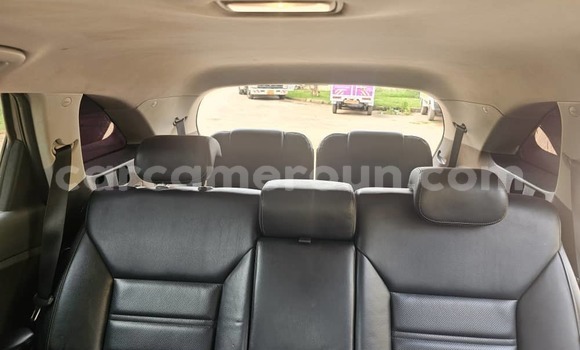 Sayi Na hannu Kia Sorento Azurfa Mota in Yaounde a Babban Kamaru Sayi Na hannu Kia Sorento Azurfa Mota in Yaounde a Babban Kamaru