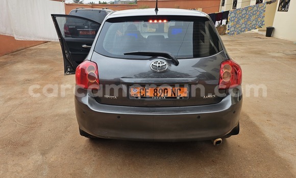 Buy Used Toyota Auris Silver Car in Yaounde in Central Cameroon
