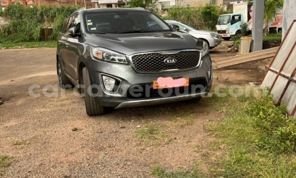 Acheter Occasion Voiture Kia Sorento Blanc à Yaoundé, Central Cameroon Acheter Occasion Voiture Kia Sorento Blanc à Yaoundé, Central Cameroon