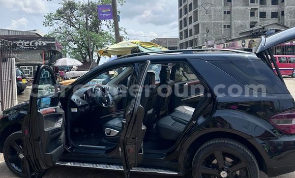 Buy Used Mercedes‒Benz ML–Class Black Car in Yaounde in Central Cameroon Buy Used Mercedes‒Benz ML–Class Black Car in Yaounde in Central Cameroon