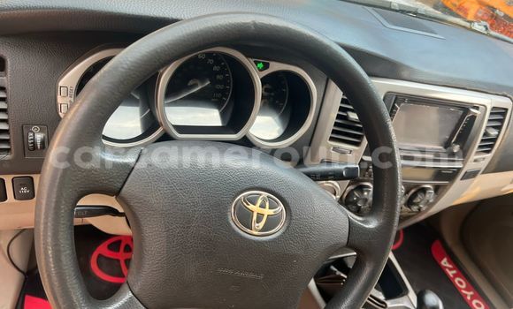 Sayi Na hannu Toyota 4Runner Azurfa Mota in Yaounde a Babban Kamaru Sayi Na hannu Toyota 4Runner Azurfa Mota in Yaounde a Babban Kamaru