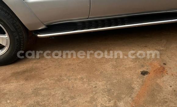 Sayi Na hannu Toyota 4Runner Azurfa Mota in Yaounde a Babban Kamaru Sayi Na hannu Toyota 4Runner Azurfa Mota in Yaounde a Babban Kamaru