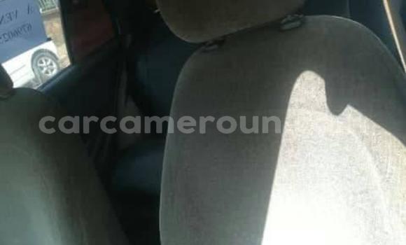 Sayi Na hannu Toyota Starlet Blue Mota in Douala a Ƙasar Kamaru Sayi Na hannu Toyota Starlet Blue Mota in Douala a Ƙasar Kamaru