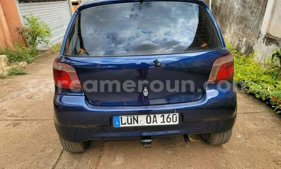 Sayi Na hannu Toyota Yaris Blue Mota in Douala a Ƙasar Kamaru Sayi Na hannu Toyota Yaris Blue Mota in Douala a Ƙasar Kamaru