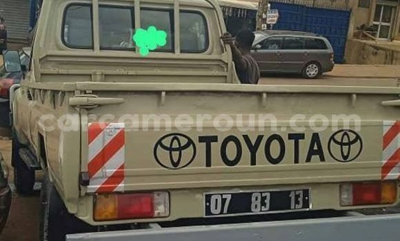 Sayi Na hannu Toyota Land Cruiser Sauran Mota in Bafoussam a West Kamaru Sayi Na hannu Toyota Land Cruiser Sauran Mota in Bafoussam a West Kamaru