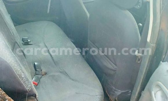 Sayi Na hannu Toyota Yaris Black Mota in Bafoussam a West Kamaru Sayi Na hannu Toyota Yaris Black Mota in Bafoussam a West Kamaru