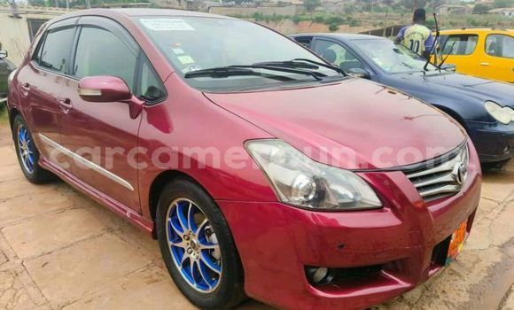 Sayi Na hannu Toyota Blade Red Mota in Bafia a Babban Kamaru