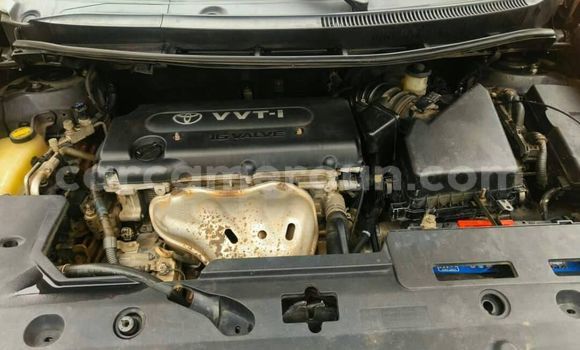 Sayi Na hannu Toyota Blade Red Mota in Bafia a Babban Kamaru Sayi Na hannu Toyota Blade Red Mota in Bafia a Babban Kamaru