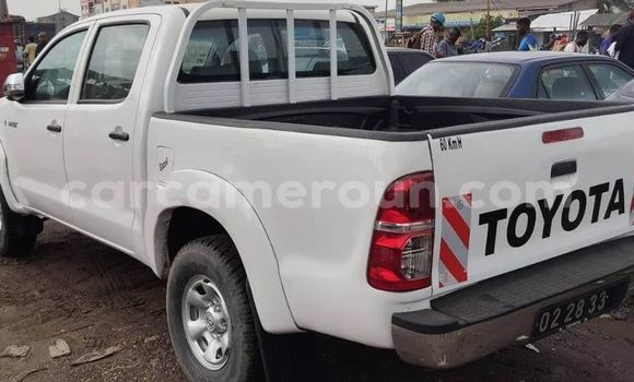 Acheter Occasion Voiture Toyota Hilux Blanc à Douala, Littoral Cameroon Acheter Occasion Voiture Toyota Hilux Blanc à Douala, Littoral Cameroon