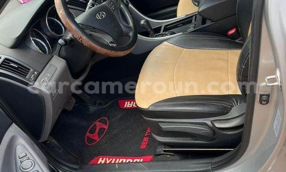 Buy Used Hyundai Sonata Other Car in Bafoussam in West Cameroon Buy Used Hyundai Sonata Other Car in Bafoussam in West Cameroon