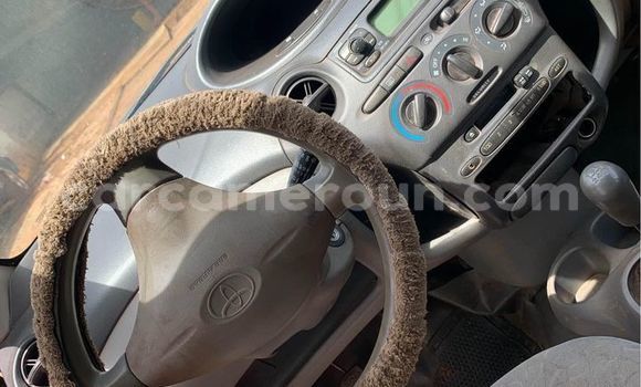 Buy Used Toyota Yaris Red Car in Bafang in West Cameroon Buy Used Toyota Yaris Red Car in Bafang in West Cameroon