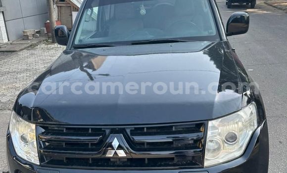 Buy Used Mitsubishi Pajero Black Car in Douala in Littoral Cameroon