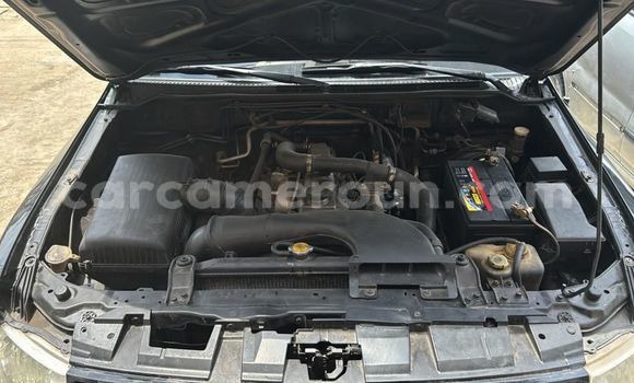 Sayi Na hannu Mitsubishi Pajero Black Mota in Douala a Ƙasar Kamaru Sayi Na hannu Mitsubishi Pajero Black Mota in Douala a Ƙasar Kamaru