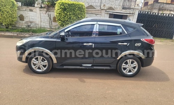 Sayi Na hannu Hyundai Tucson Black Mota in Yaounde a Babban Kamaru Sayi Na hannu Hyundai Tucson Black Mota in Yaounde a Babban Kamaru