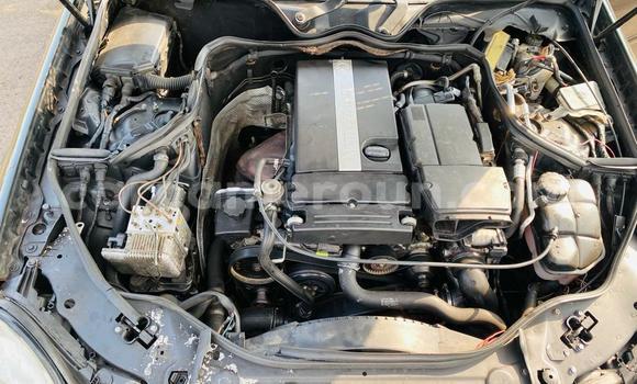 Buy Used Mercedes‒Benz E–Class Black Car in Dschang in West Cameroon Buy Used Mercedes‒Benz E–Class Black Car in Dschang in West Cameroon