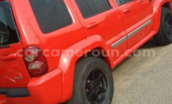 Sayi Na hannu Jeep Cherokee Red Mota in Douala a Ƙasar Kamaru