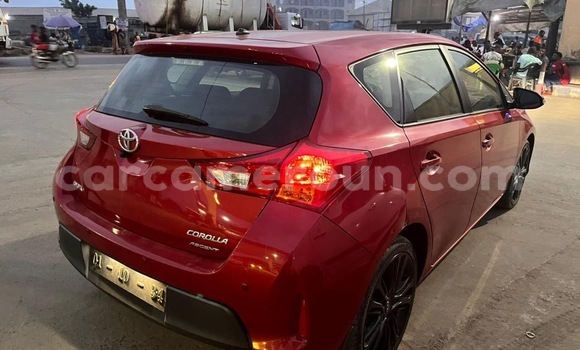 Acheter Neuf Voiture Toyota Auris Rouge à Douala, Littoral Cameroon Acheter Neuf Voiture Toyota Auris Rouge à Douala, Littoral Cameroon