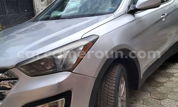 Acheter Import Voiture Hyundai Santa Fe Gris à Yaoundé, Central Cameroon Acheter Import Voiture Hyundai Santa Fe Gris à Yaoundé, Central Cameroon