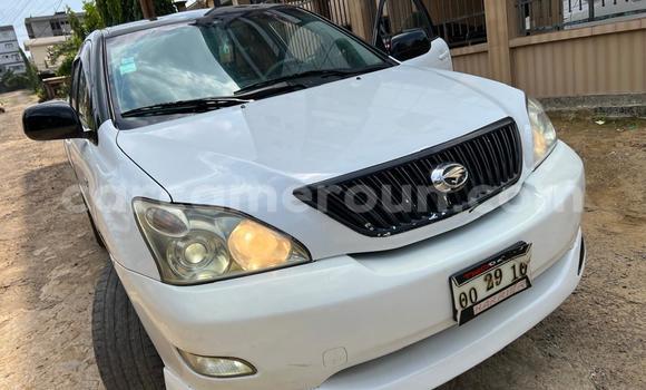 Sayi Na hannu Lexus RX White Mota in Douala a Ƙasar Kamaru Sayi Na hannu Lexus RX White Mota in Douala a Ƙasar Kamaru