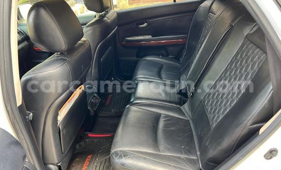 Sayi Na hannu Lexus RX White Mota in Douala a Ƙasar Kamaru Sayi Na hannu Lexus RX White Mota in Douala a Ƙasar Kamaru