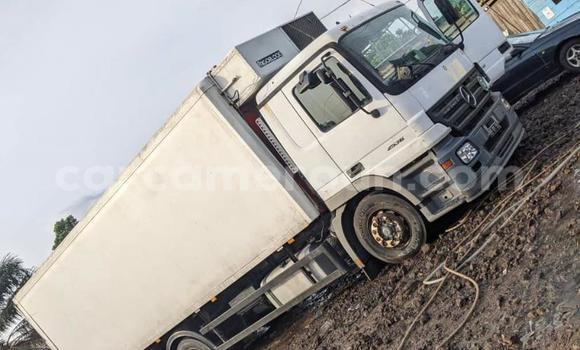 Acheter Import Utilitaire Mercedes‒Benz 2538 Blanc à Douala, Littoral Cameroon Acheter Import Utilitaire Mercedes‒Benz 2538 Blanc à Douala, Littoral Cameroon