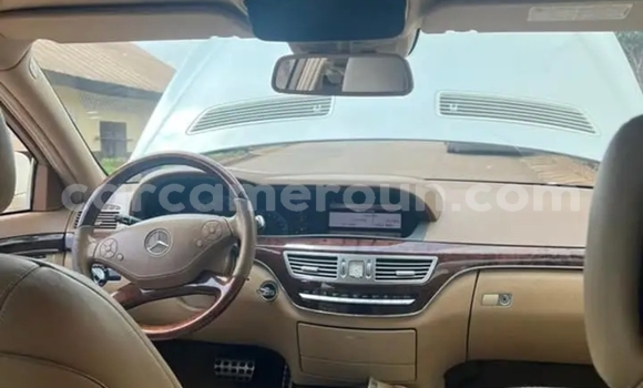 Acheter Occasion Voiture Mercedes‒Benz S–Class Blanc à Yaoundé, Central Cameroon Acheter Occasion Voiture Mercedes‒Benz S–Class Blanc à Yaoundé, Central Cameroon