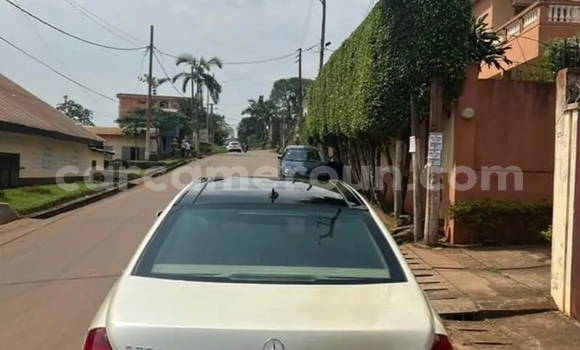 Acheter Occasion Voiture Mercedes‒Benz S–Class Blanc à Yaoundé, Central Cameroon Acheter Occasion Voiture Mercedes‒Benz S–Class Blanc à Yaoundé, Central Cameroon