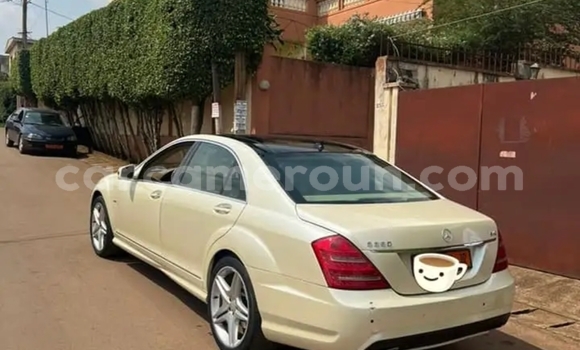 Acheter Occasion Voiture Mercedes‒Benz S–Class Blanc à Yaoundé, Central Cameroon Acheter Occasion Voiture Mercedes‒Benz S–Class Blanc à Yaoundé, Central Cameroon