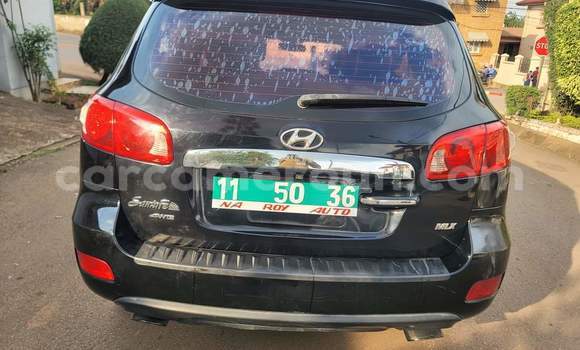 Acheter Occasion Voiture Hyundai Santa Fe Noir à Yaoundé, Central Cameroon Acheter Occasion Voiture Hyundai Santa Fe Noir à Yaoundé, Central Cameroon