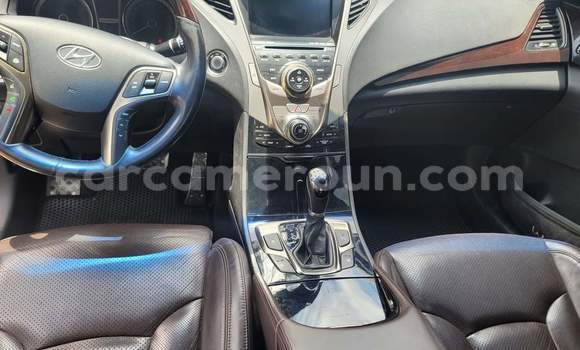 Acheter Occasion Voiture Hyundai Grandeur Noir à Yaoundé, Central Cameroon Acheter Occasion Voiture Hyundai Grandeur Noir à Yaoundé, Central Cameroon