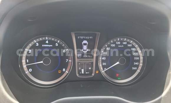 Acheter Occasion Voiture Hyundai Grandeur Noir à Yaoundé, Central Cameroon Acheter Occasion Voiture Hyundai Grandeur Noir à Yaoundé, Central Cameroon