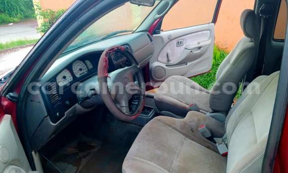 Sayi Na hannu Toyota Tacoma Red Mota in Bafang a West Kamaru Sayi Na hannu Toyota Tacoma Red Mota in Bafang a West Kamaru