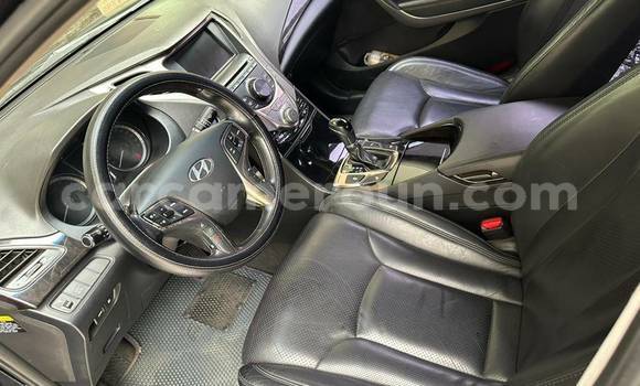 Sayi Na hannu Hyundai Sonata Black Mota in Ambam a Kamaru ta Kudu Sayi Na hannu Hyundai Sonata Black Mota in Ambam a Kamaru ta Kudu