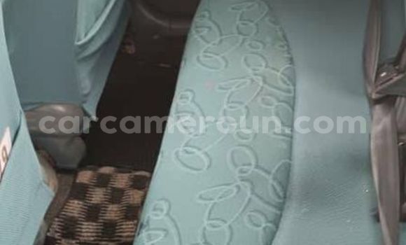 Sayi Na hannu Toyota Yaris Sauran Mota in Bafoussam a West Kamaru Sayi Na hannu Toyota Yaris Sauran Mota in Bafoussam a West Kamaru