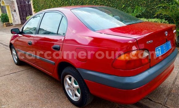 Sayi Na hannu Toyota Avensis Red Mota in Bafang a West Kamaru Sayi Na hannu Toyota Avensis Red Mota in Bafang a West Kamaru