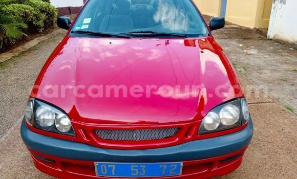 Sayi Na hannu Toyota Avensis Red Mota in Bafang a West Kamaru Sayi Na hannu Toyota Avensis Red Mota in Bafang a West Kamaru