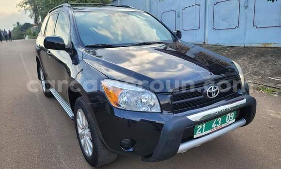 Acheter Occasion Voiture Toyota RAV4 Noir à Yaoundé, Central Cameroon Acheter Occasion Voiture Toyota RAV4 Noir à Yaoundé, Central Cameroon