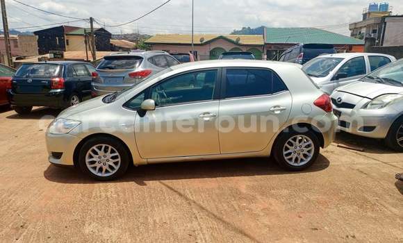 Acheter Occasion Voiture Toyota Auris Marron à Yaoundé, Central Cameroon Acheter Occasion Voiture Toyota Auris Marron à Yaoundé, Central Cameroon