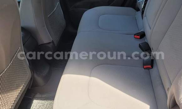 Sayi Na hannu Hyundai Tucson Red Mota in Yaounde a Babban Kamaru Sayi Na hannu Hyundai Tucson Red Mota in Yaounde a Babban Kamaru