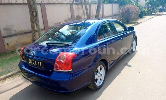 Acheter Occasion Voiture Toyota Avensis Bleu à Yaoundé, Central Cameroon Acheter Occasion Voiture Toyota Avensis Bleu à Yaoundé, Central Cameroon
