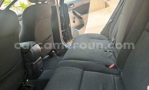 Acheter Occasion Voiture Toyota Avensis Bleu à Yaoundé, Central Cameroon Acheter Occasion Voiture Toyota Avensis Bleu à Yaoundé, Central Cameroon