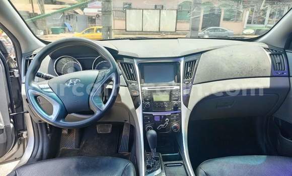 Buy Used Hyundai Sonata Silver Car in Yaounde in Central Cameroon Buy Used Hyundai Sonata Silver Car in Yaounde in Central Cameroon