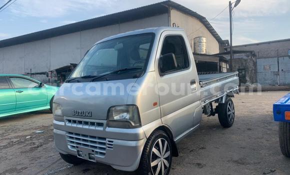 Sayi Na hannu Suzuki Carry Azurfa Babbar mota in Douala a Ƙasar Kamaru Sayi Na hannu Suzuki Carry Azurfa Babbar mota in Douala a Ƙasar Kamaru