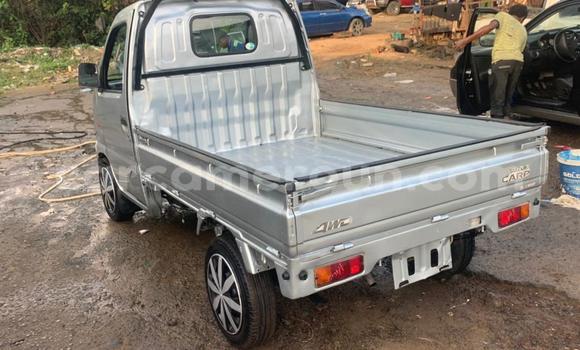 Sayi Na hannu Suzuki Carry Azurfa Babbar mota in Douala a Ƙasar Kamaru Sayi Na hannu Suzuki Carry Azurfa Babbar mota in Douala a Ƙasar Kamaru