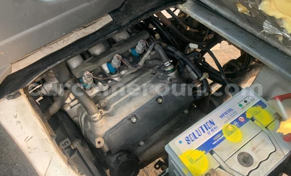 Sayi Na hannu Suzuki Carry Azurfa Babbar mota in Douala a Ƙasar Kamaru Sayi Na hannu Suzuki Carry Azurfa Babbar mota in Douala a Ƙasar Kamaru