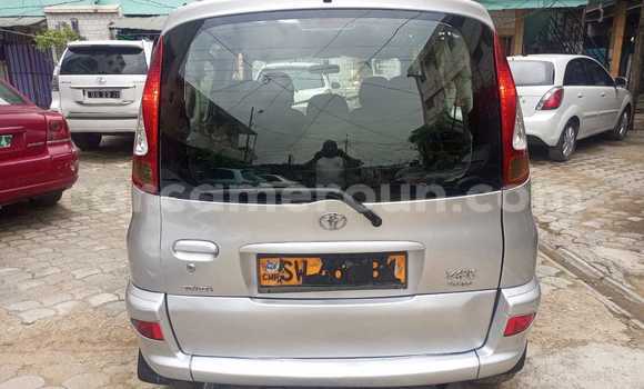 Acheter Occasion Voiture Toyota Yaris Verso Gris à Douala, Littoral Cameroon Acheter Occasion Voiture Toyota Yaris Verso Gris à Douala, Littoral Cameroon