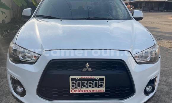 Acheter Import Voiture Mitsubishi RVR Blanc à Douala, Littoral Cameroon
